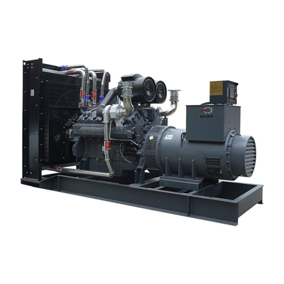 acheter Groupe électrogène diesel refroidi à l'eau de 700kva Cummins avec l'alternateur sans brosse online manufacture